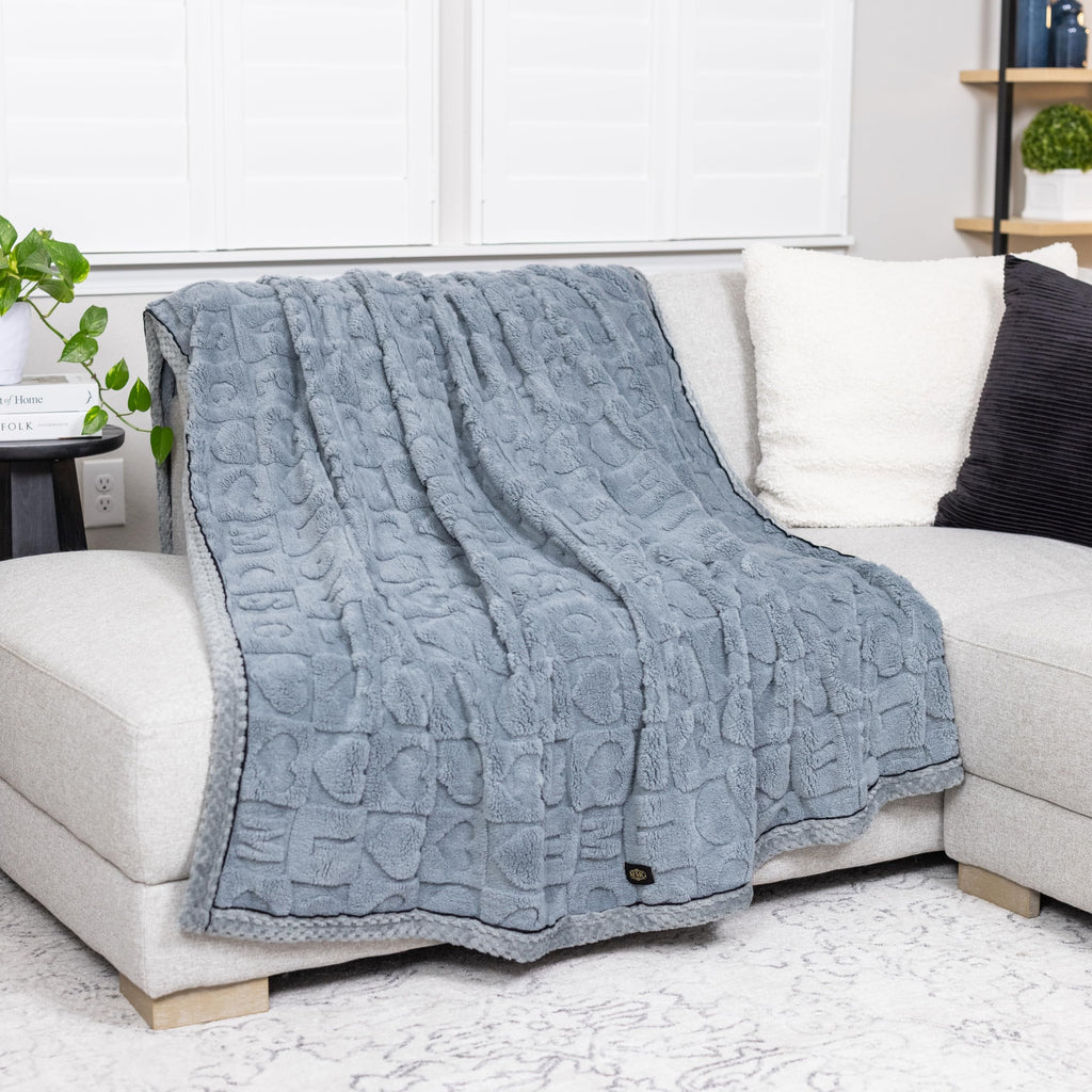MYMODAGLAM Cream Beige Double-Sided Sherpa-Knit Blanket – Oversized 60x80, Plush Heart Pattern, Gift Bag Included