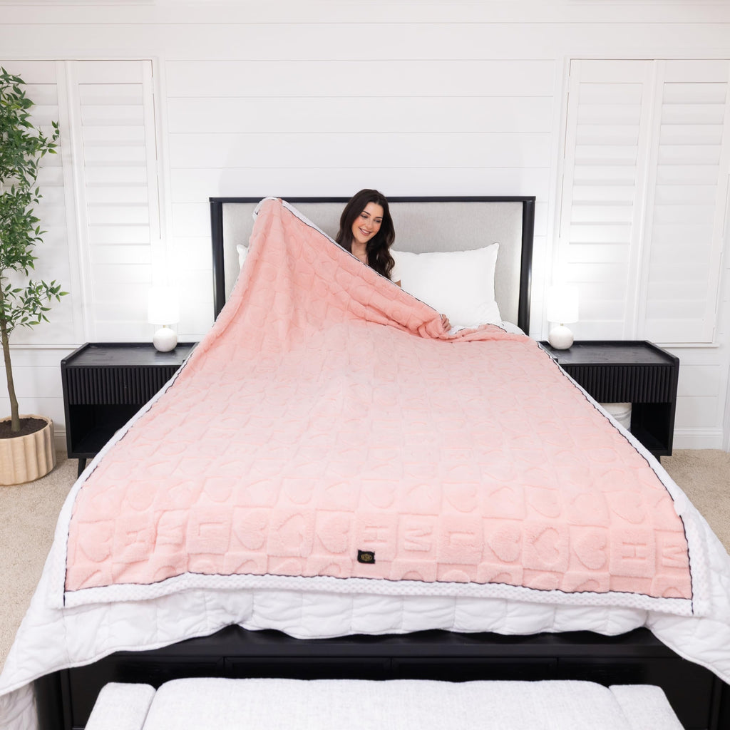 MYMODAGLAM Cream Beige Double-Sided Sherpa-Knit Blanket – Oversized 60x80, Plush Heart Pattern, Gift Bag Included