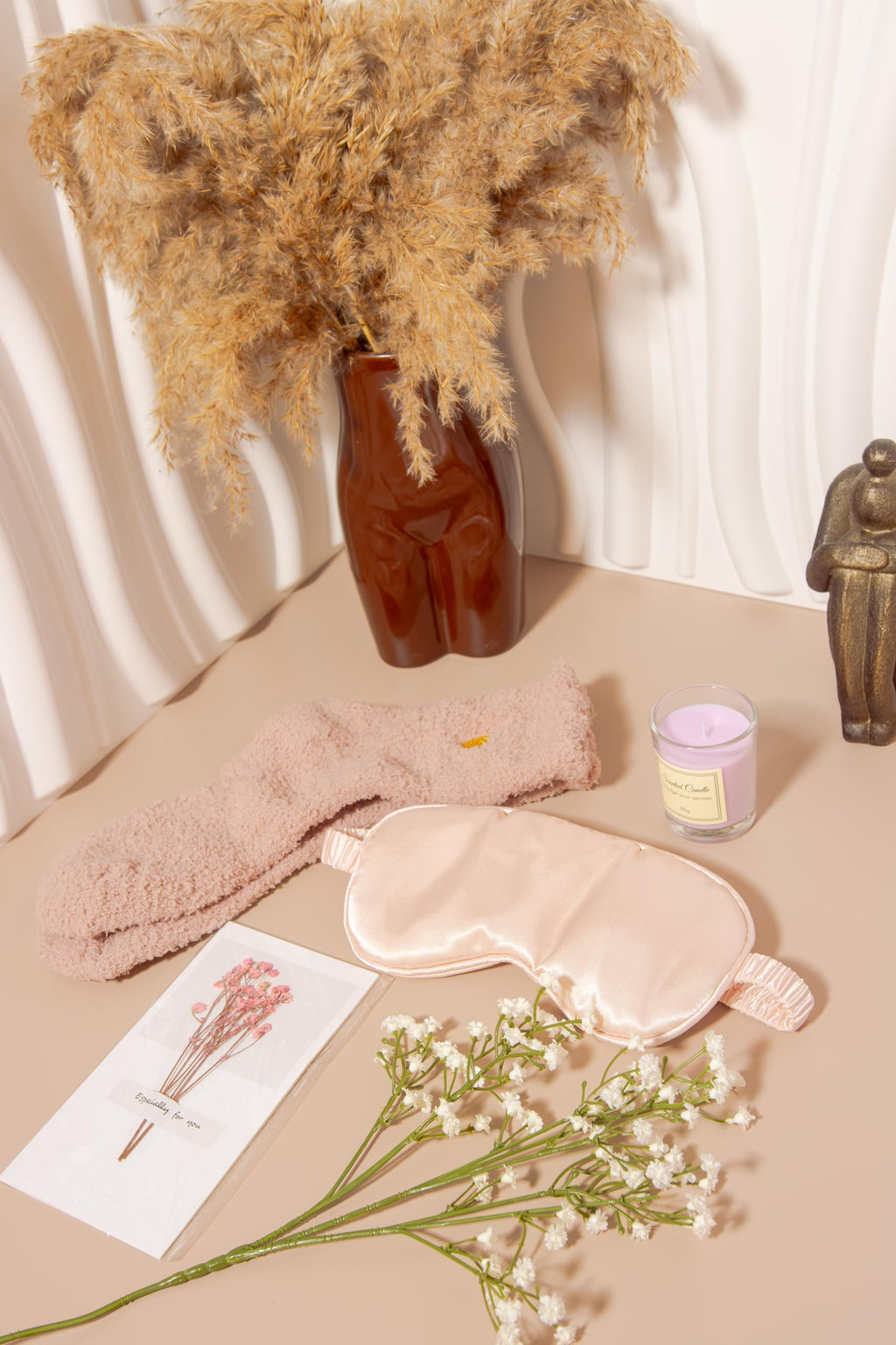 Spa Gift Set for Women – Self Care Gift Basket with Candle, Cozy Socks & Silk Eye Mask – Birthday/Mothers Day Gifts for Women, Stress Relief, Relaxation Gifts for Her, Mom, Wife